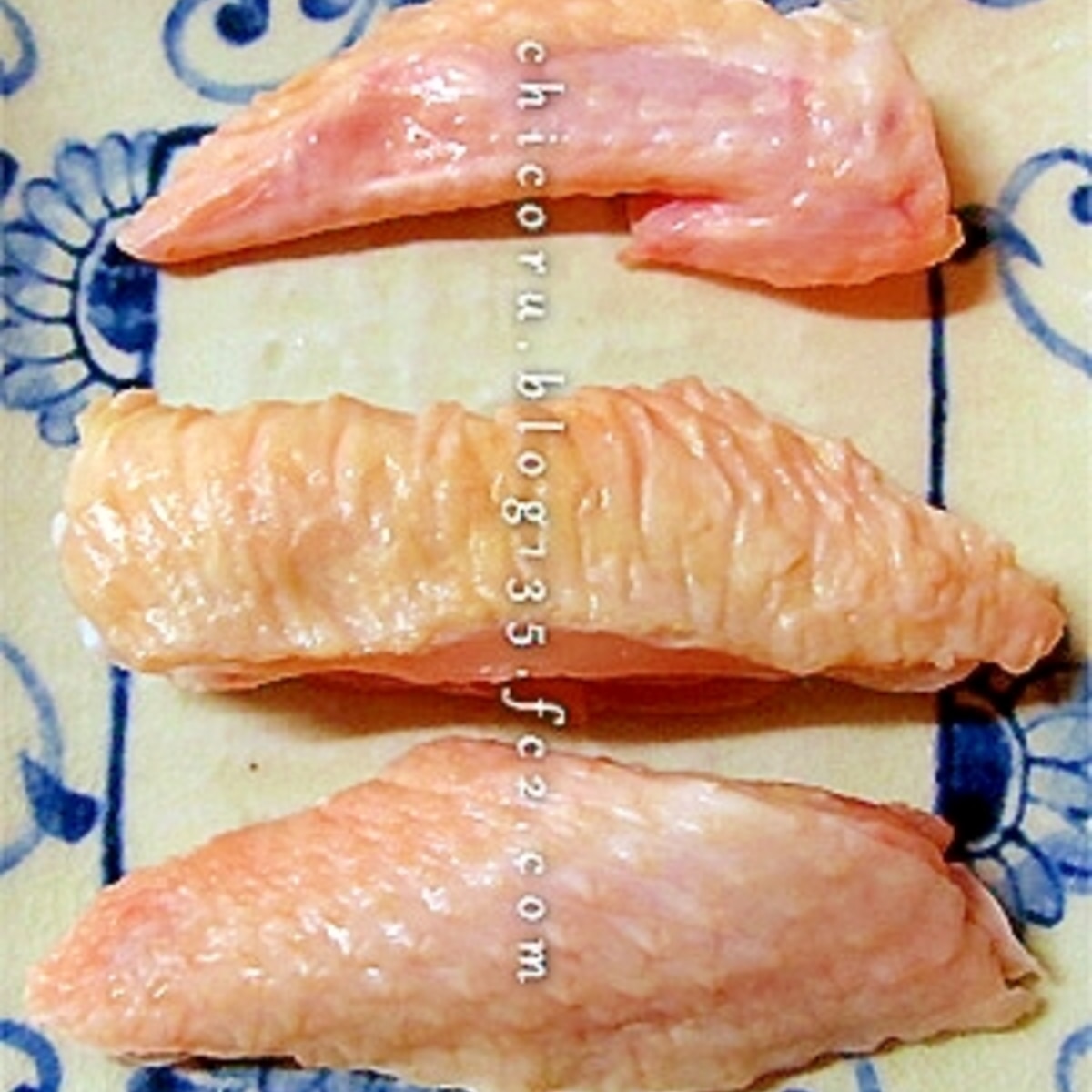 2ヶ所切るだけで手羽先が鶏スペアリブ チキンバー レシピ 作り方 By Chicoru 楽天レシピ 2ヶ所切るだけで手羽先が鶏スペアリブ チキンバー レシピ 作り方 By Chicoru 楽天レシピ